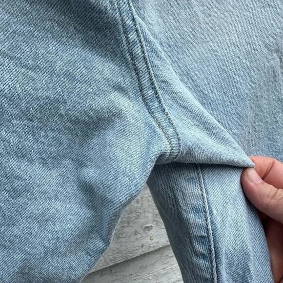 TORRID  Boyfriend Light Wash Distressed raw hem Jeans Plus Size 22 tall - Picture 4 of 9